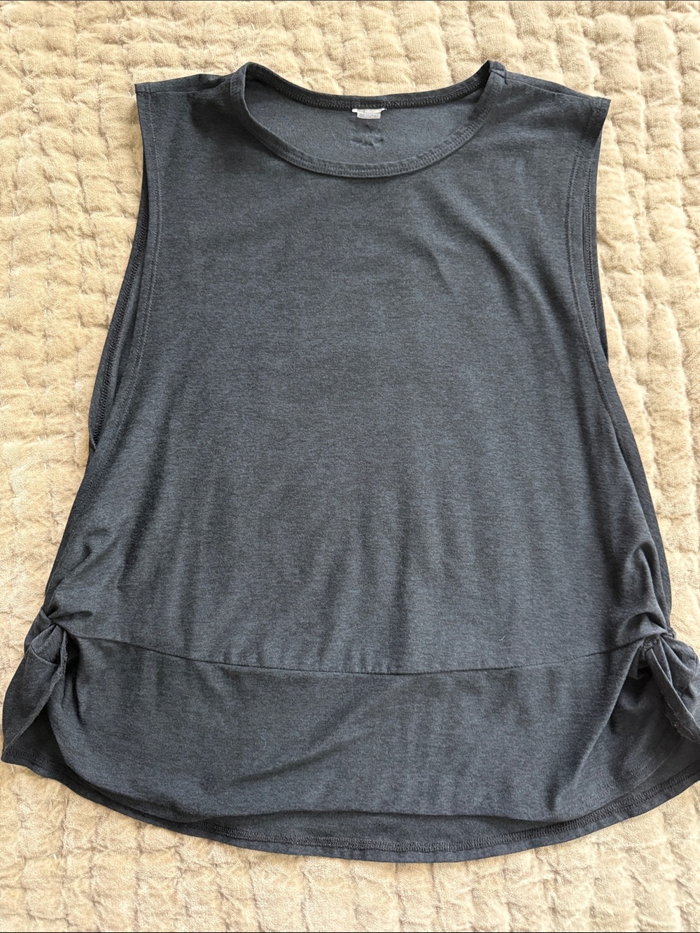 Women's Beyond Yoga Blk/Charcoal Sleeveless Knot Side Tank Top-SZ Small